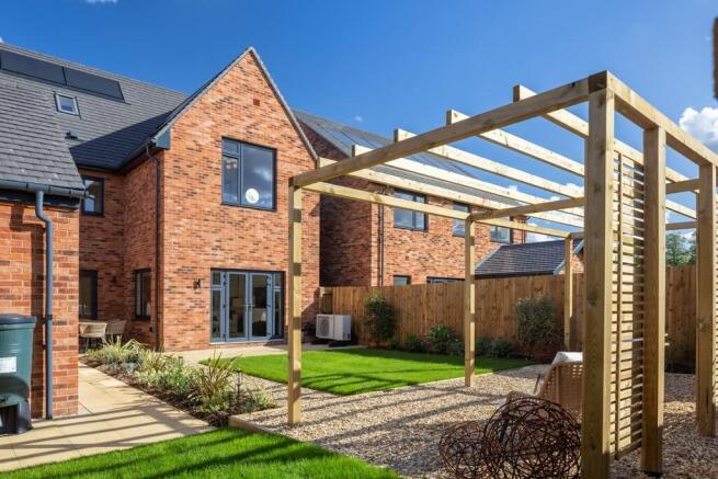 tulipwood house type garden, 4 bedroom house for sale in bicester