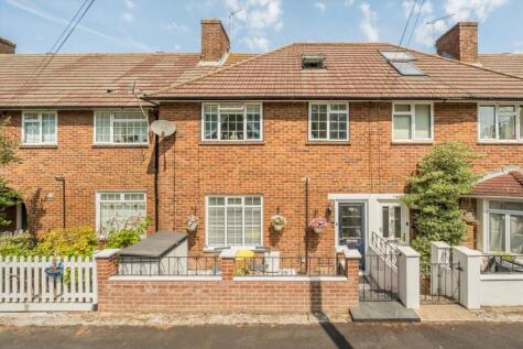 Crestway, Putney