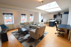 Flat 2, 10 11, York Place, Leeds LS1 2DS