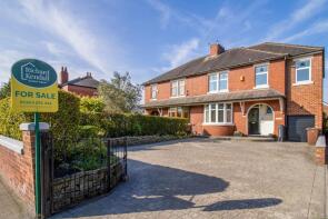 313, Leeds Road, Wakefield WF1 2JQ