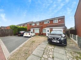8, Ramsgreave Close, Bury BL9 9NL