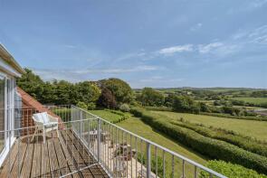 Old Lime Kiln, Shipton Road, Bridport DT6 4LT