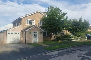 67, College Crescent, Aylesbury HP18 9QZ