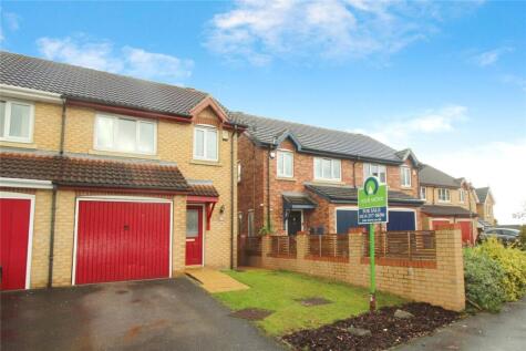 Ironstone Crescent, Chapeltown, Sheffield, South Yorkshire, S35