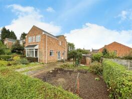 2, Moat Close, Bubbenhall CV8 3BX