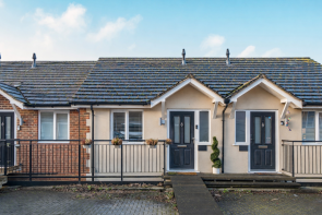 5, 45 Louise Villas, Commonwealth Road, Caterham CR3 6LR