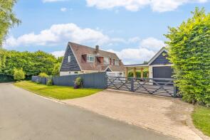 1, Oakhill Drive, Welwyn AL6 9NW