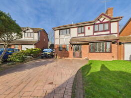 18, Apsley Way, Northbrook, Worthing BN13 3RE