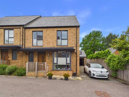 Dickens Drive, Coulsdon