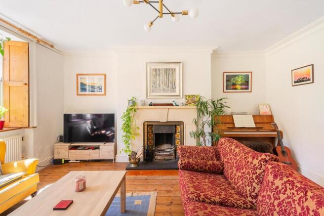B2F7ARCN - Living Room F.jpg