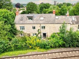 2, Bridge Cottages, Paganhill Lane, Stroud GL5 4JU