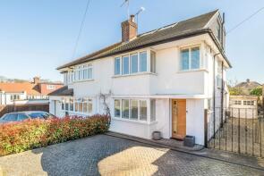 30, Waverley Avenue, Surbiton KT5 9HD