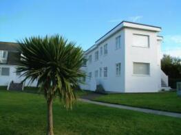 Flat 4, Sandhills, Constantine Bay, Padstow PL28 8JJ