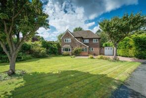 10, Meadoway, Aylesbury HP17 8QJ