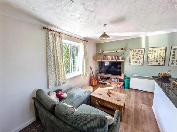 Living area new.jpg