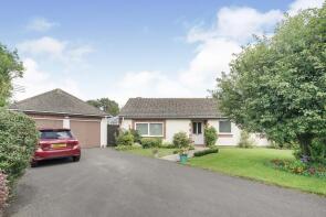 10, Warren Croft, Pulborough RH20 4BE