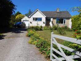 White Gates, Road Past Byways, Axminster EX13 7LY