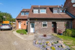 130, Valley Road, Hitchin SG4 8YN