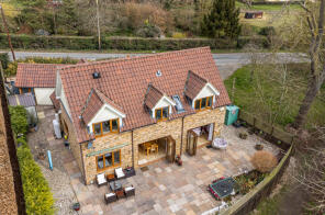 The Shire, Smiths Green, Thaxted Road, Debden CB11 3LP