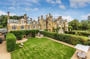 3, Broome Hall, Broomehall Road, Coldharbour RH5 6HJ