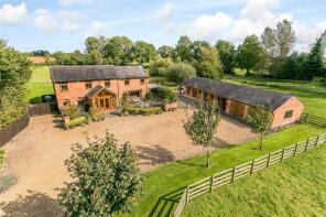 Windy Hollow, Lutterworth Road, Lutterworth LE17 5PH