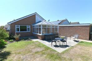 36, Pinewood Road, Lymington SO41 0GP