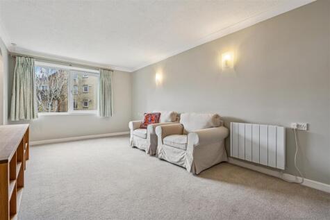Homecross House, London, W4