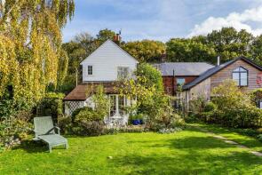 Birdwood Cottage, Main Road, Edenbridge TN8 6SP