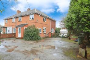 3, Torton Villas, Worcester Road, Kidderminster DY11 7RT
