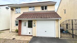 2, Mount View, Highfield Road, Ilfracombe EX34 9PD