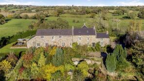 Pen-yr-allt Farm, Padeswood Lake Road, Mold CH7 4HZ
