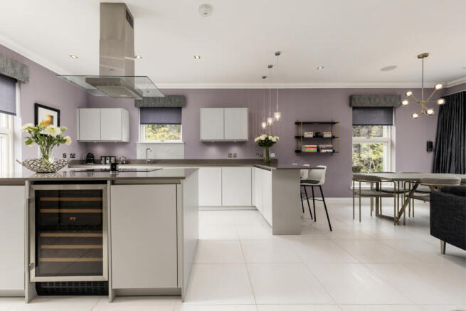 Kitchens International Kitchen
