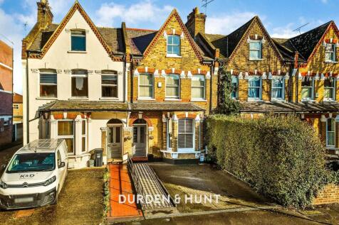 Cambridge Road, Wanstead, E11