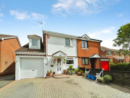 Summerfields, Chineham, RG24