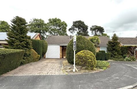 Lanrick Gardens, Rugeley