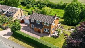 Oak Tree House, Cockshot Lane, Dormston, Kington WR7 4LB