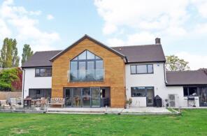 3, Bell Court, Hurley, Maidenhead SL6 5NA