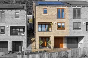3, Malkin Wood View, Holmfirth HD9 2AA