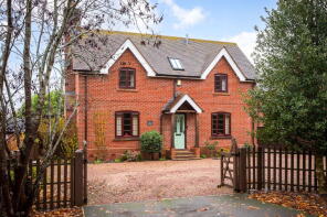 1, Church Cottages, Knightsford Bridge, Worcester WR6 5PJ