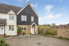 5, Aylott Court, High Street, Watton At Stone SG14 3SX