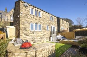 2, Valley Rise, Mill Bank Road, Triangle, Sowerby Bridge HX6 3EG