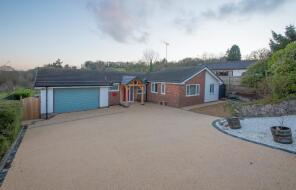7 Camrose, St Johns Park, Mold CH7 5HZ