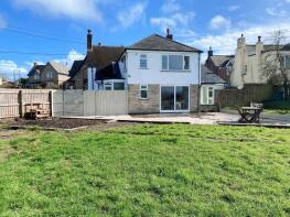 Yet An Lor, Antony Hill, Torpoint PL11 3AB