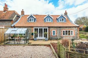 Nightingale Cottage, The Street, Holt NR25 7EL