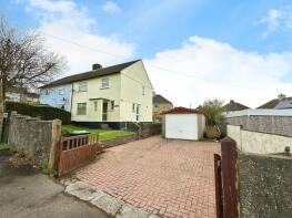 43, Penallt Estate, Llanelly Hill NP7 0RA
