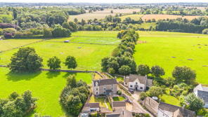 24, Gaston Lane, Malmesbury SN16 0LY