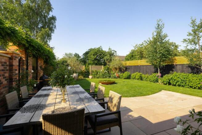 Terrace & Gardens