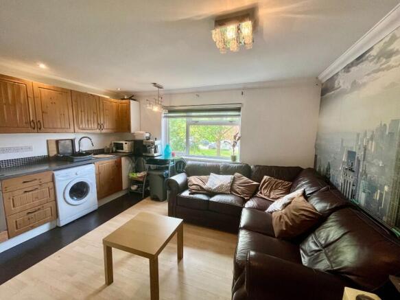 lounge/kitchen