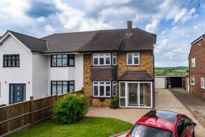 Greenlees, London Road, Lambourne, Romford RM4 1XP