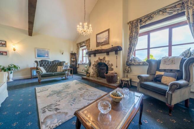 LANDING/LOUNGE